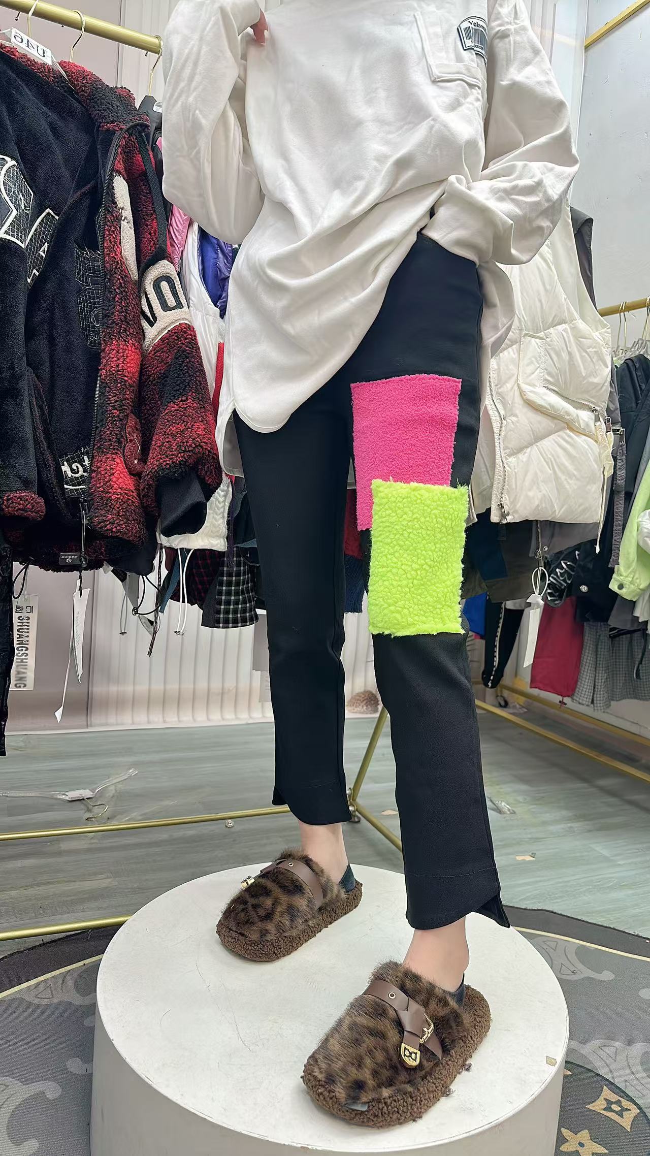 D29大橙子潮牌洋气百搭冬季加绒休闲显瘦修身高弹撞色羔毛小黑裤