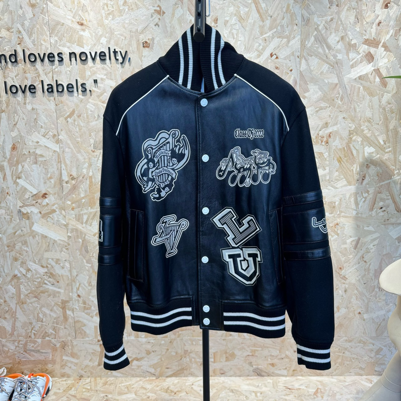 lv 路易威登  23ss白敬亭同款印花图案棒球服50码/98新/YS000012