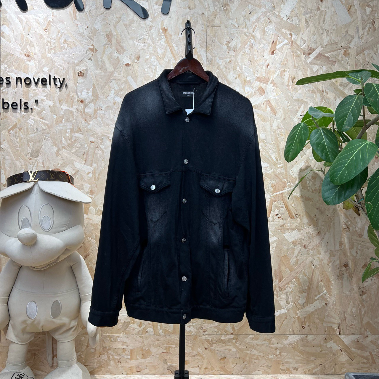 99新 Balenciaga/巴黎世家 水洗渐变牛仔夹克外套 XS码 ys000017