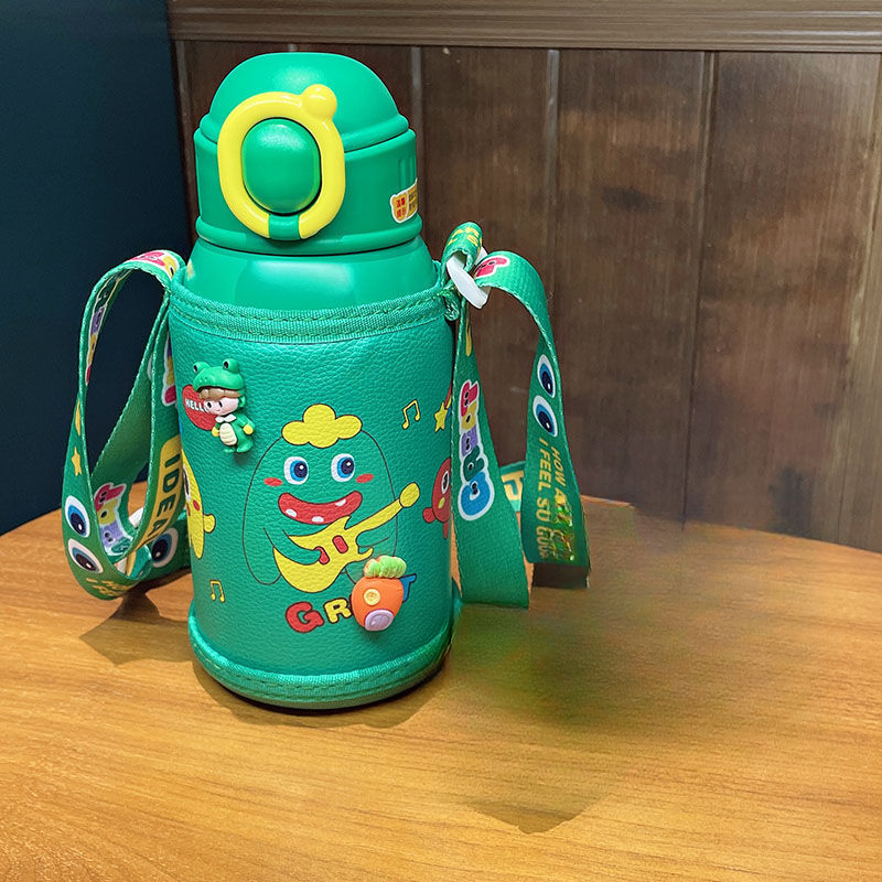 新疆包邮儿童保温杯不锈钢可爱高颜值带吸管两用水杯