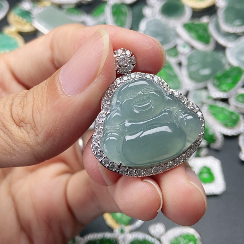 【闪购商品】翡翠颈饰未镶嵌