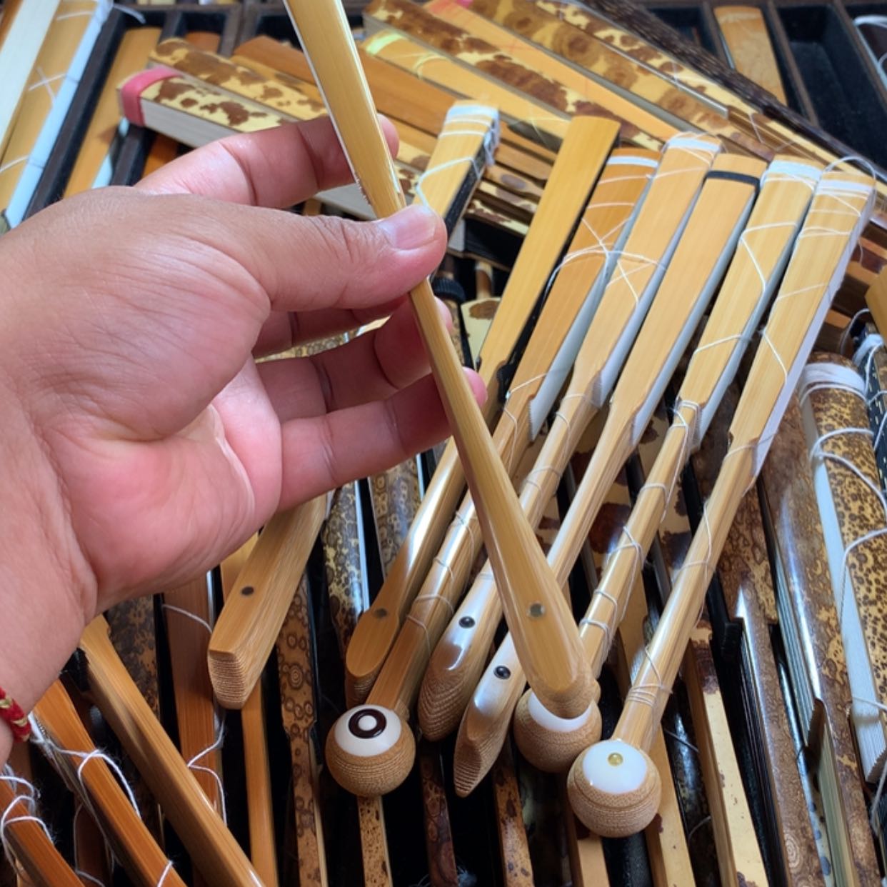 【闪购商品】扇子孙***?手工玉竹折扇小且头
