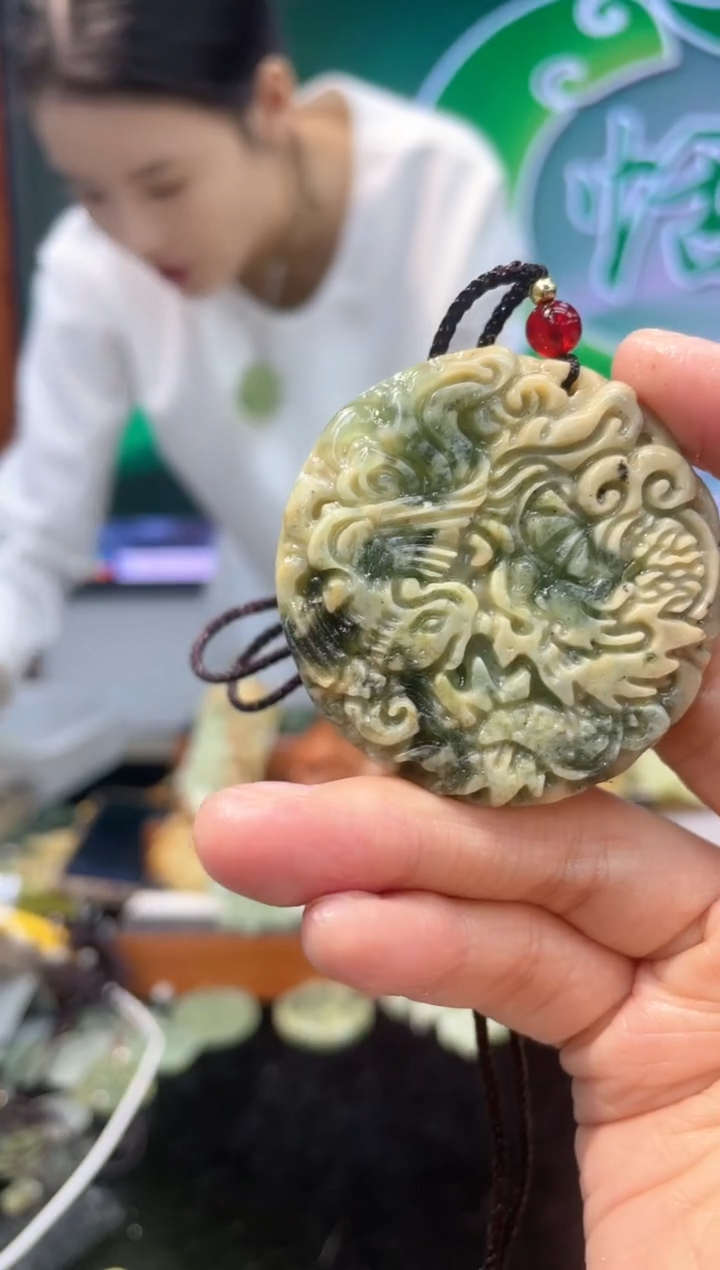 【闪购商品】岫玉吊坠未镶嵌·