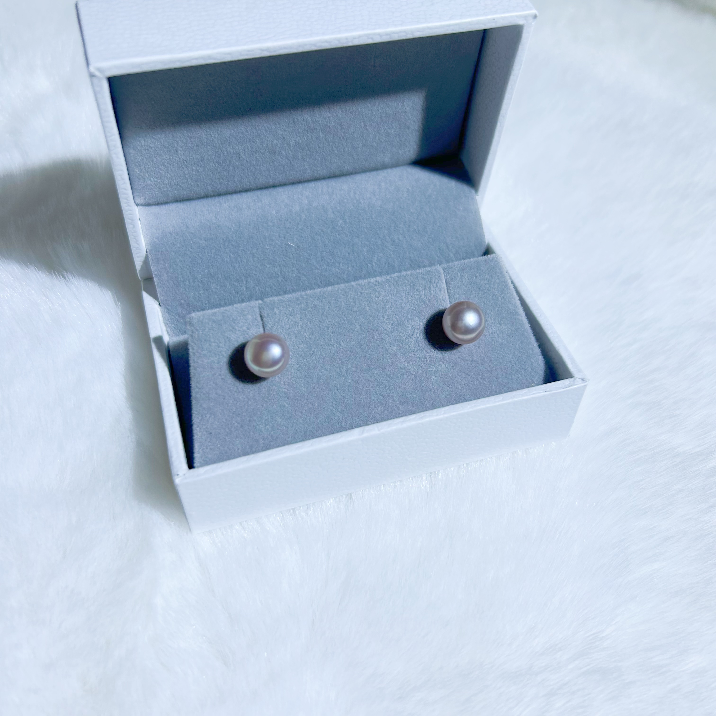 天然淡水珍珠紫色耳钉 彩色珍珠素钉8mm左右 S925银针珍珠耳饰