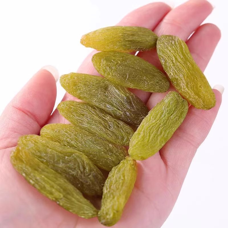 新货葡萄干新疆特级无核白大粒即食零食蜜饯