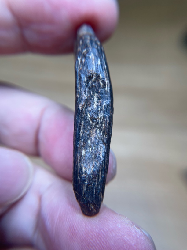 老海南黎母山沉水黑棋树心油，2.22克