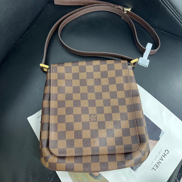 95新 LouisVuitton/路易威登 捐金沉珠/棋盘格王菲单肩