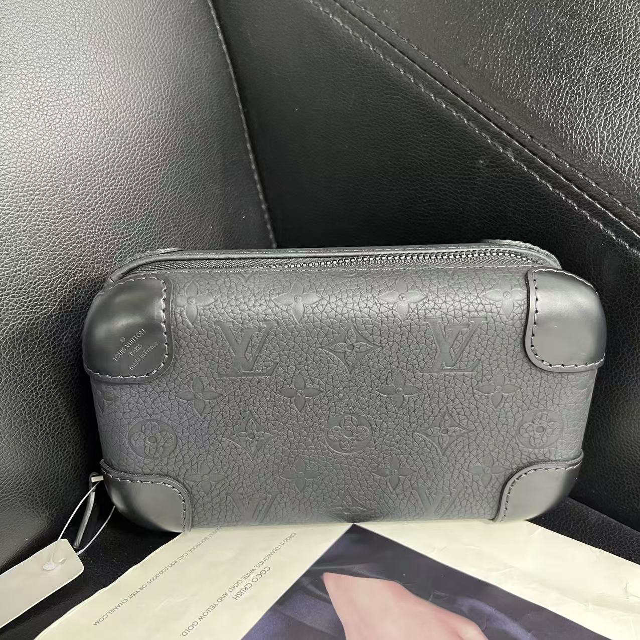 95新 LouisVuitton/路易威登 捐金沉珠/黑色压纹老花盒子包
