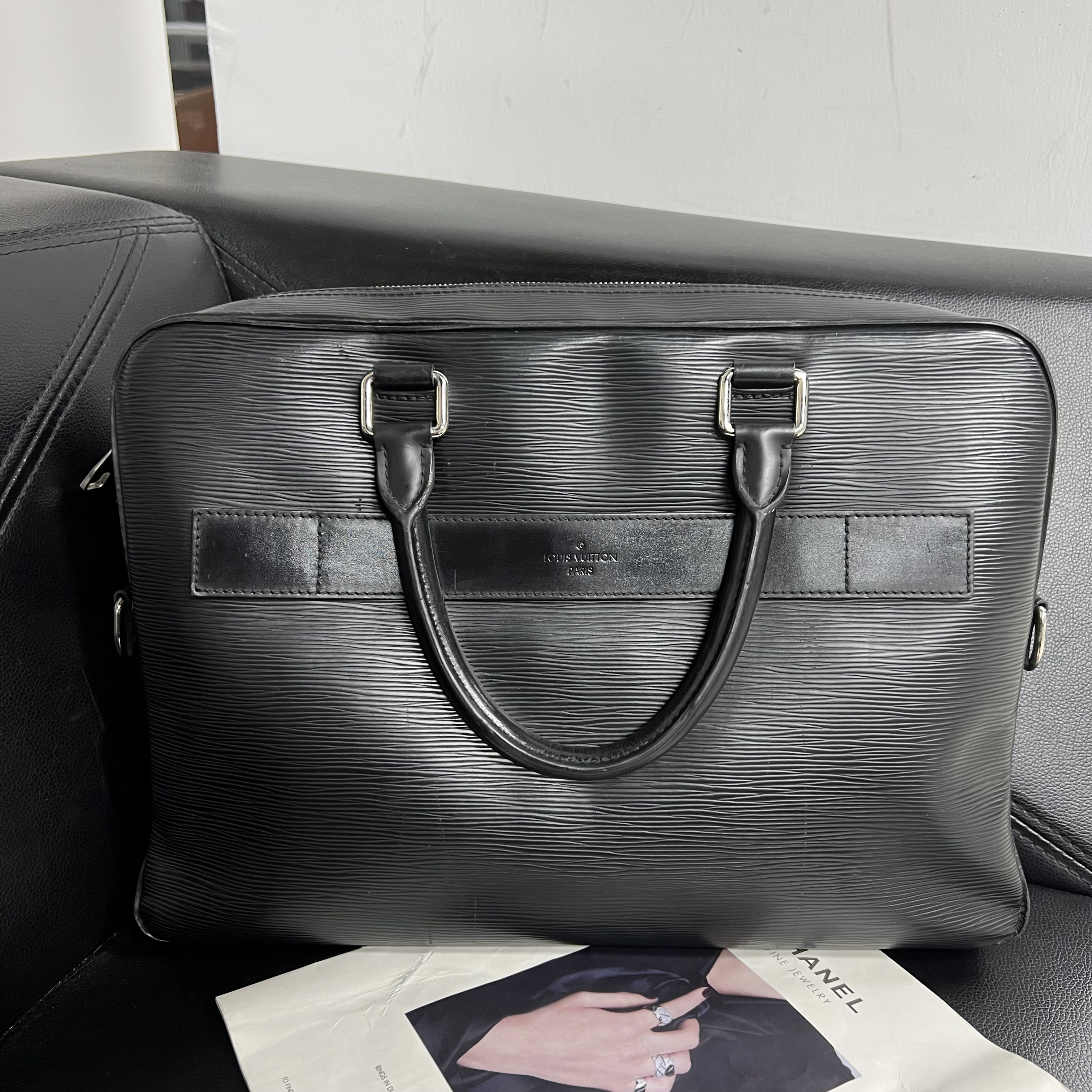 95新 LouisVuitton/路易威登 捐金沉珠/水波纹公文包黑色