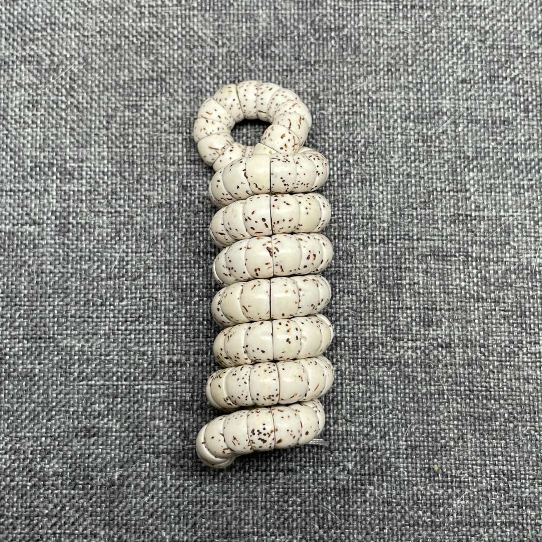 星月菩提原生态大肠手串108颗扭转乾坤石玉料顺白