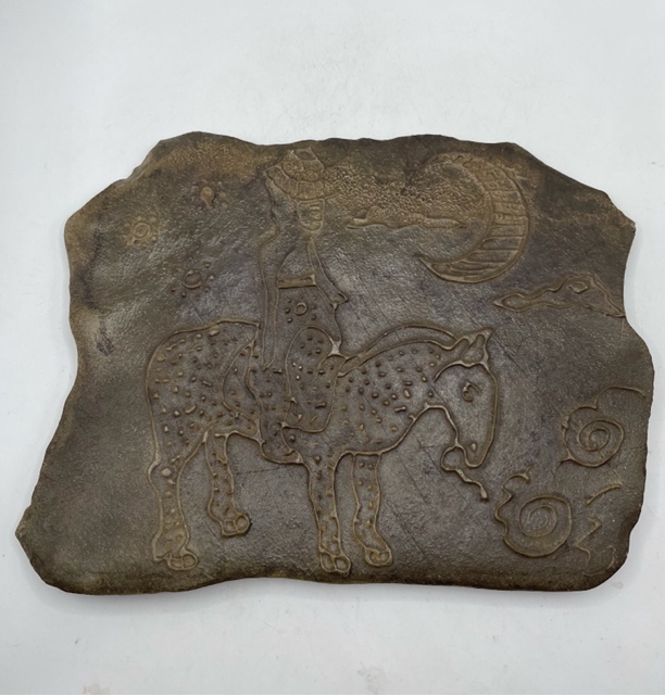 红山文化石牌，长*宽：26*21cm，厚16mm，重1.55kg