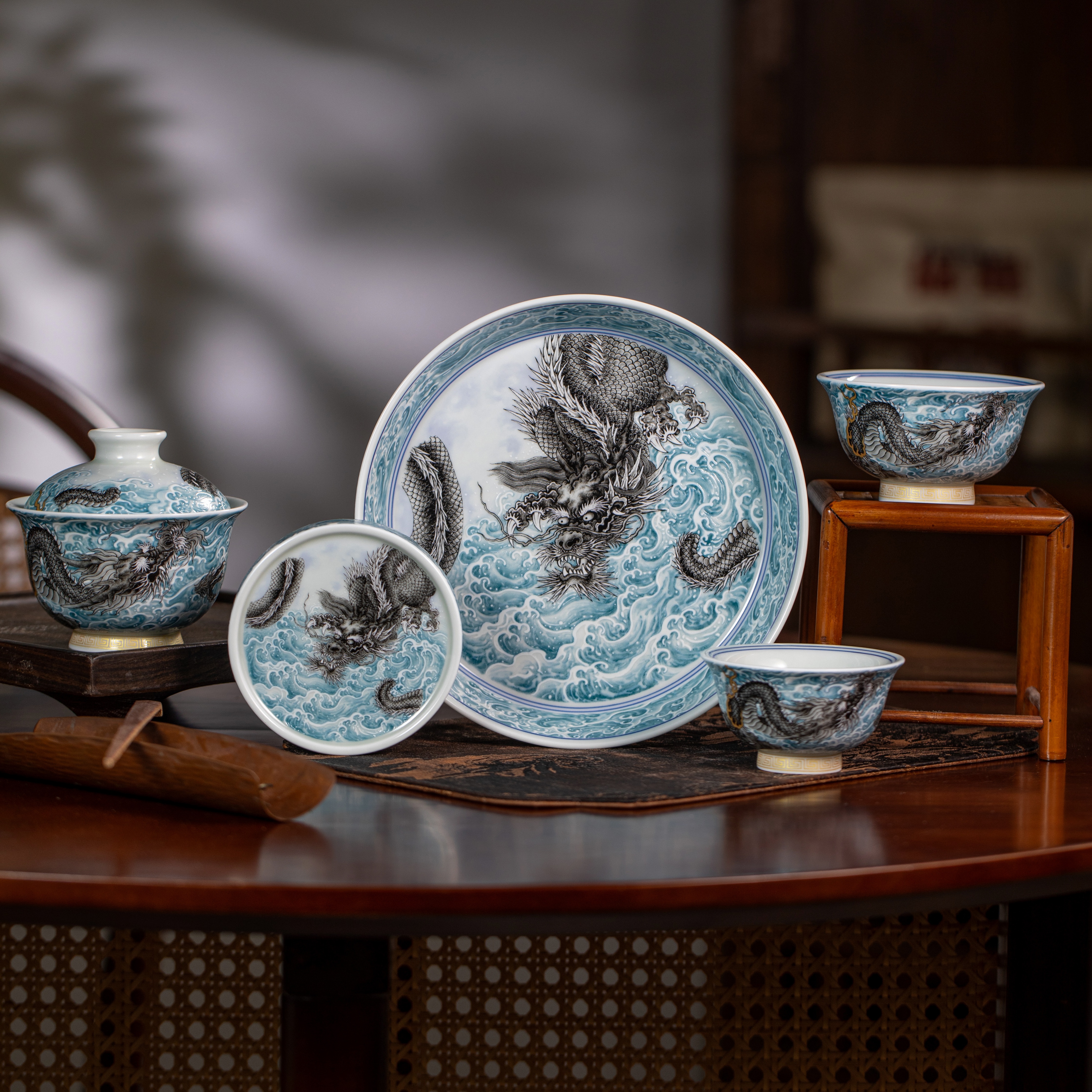 景德镇陶瓷墨龙游海茶具套装整套茶器中式家用高端茶道大壶承盖碗