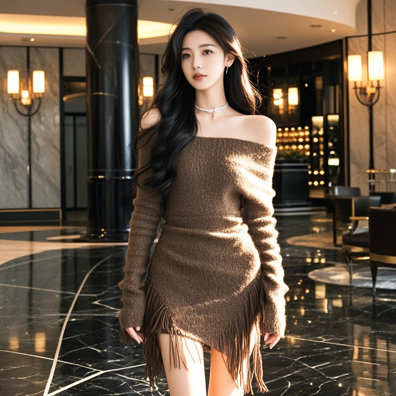 针织新款小众韩系修身显瘦气质收腰时髦露肩流苏包臀连衣裙秋冬女