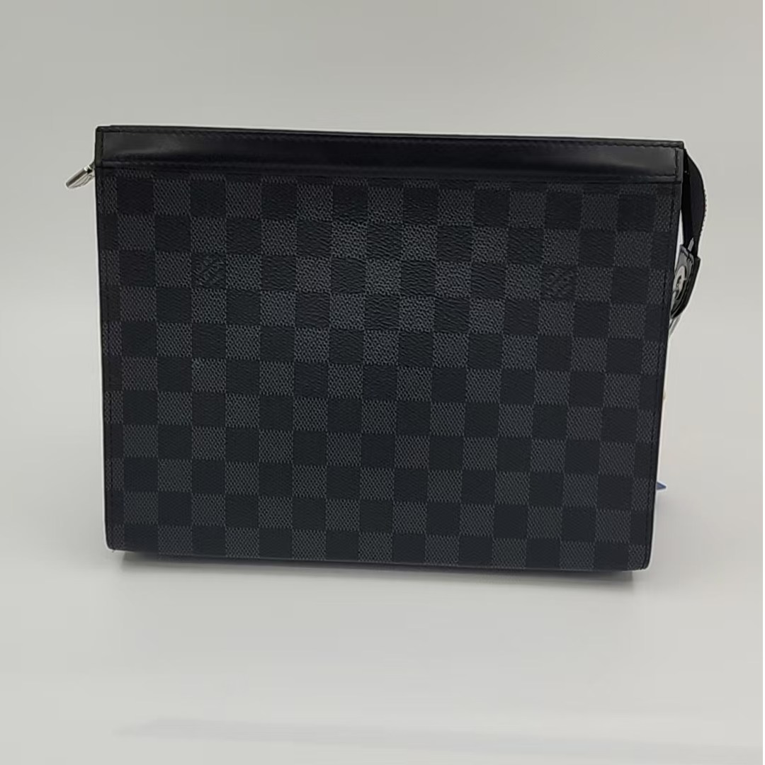 95新 LV 黑老花洗漱26棋盘格黑武士/云海优选/54545