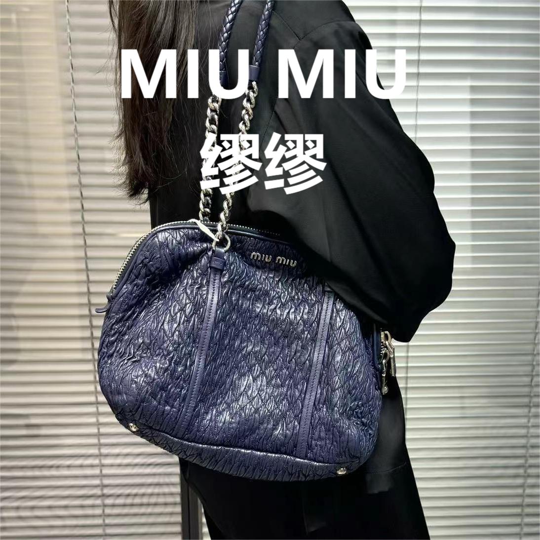 99新 MIU MIU/缪缪 深蓝色褶皱托特包手提包/优尔精选/54243
