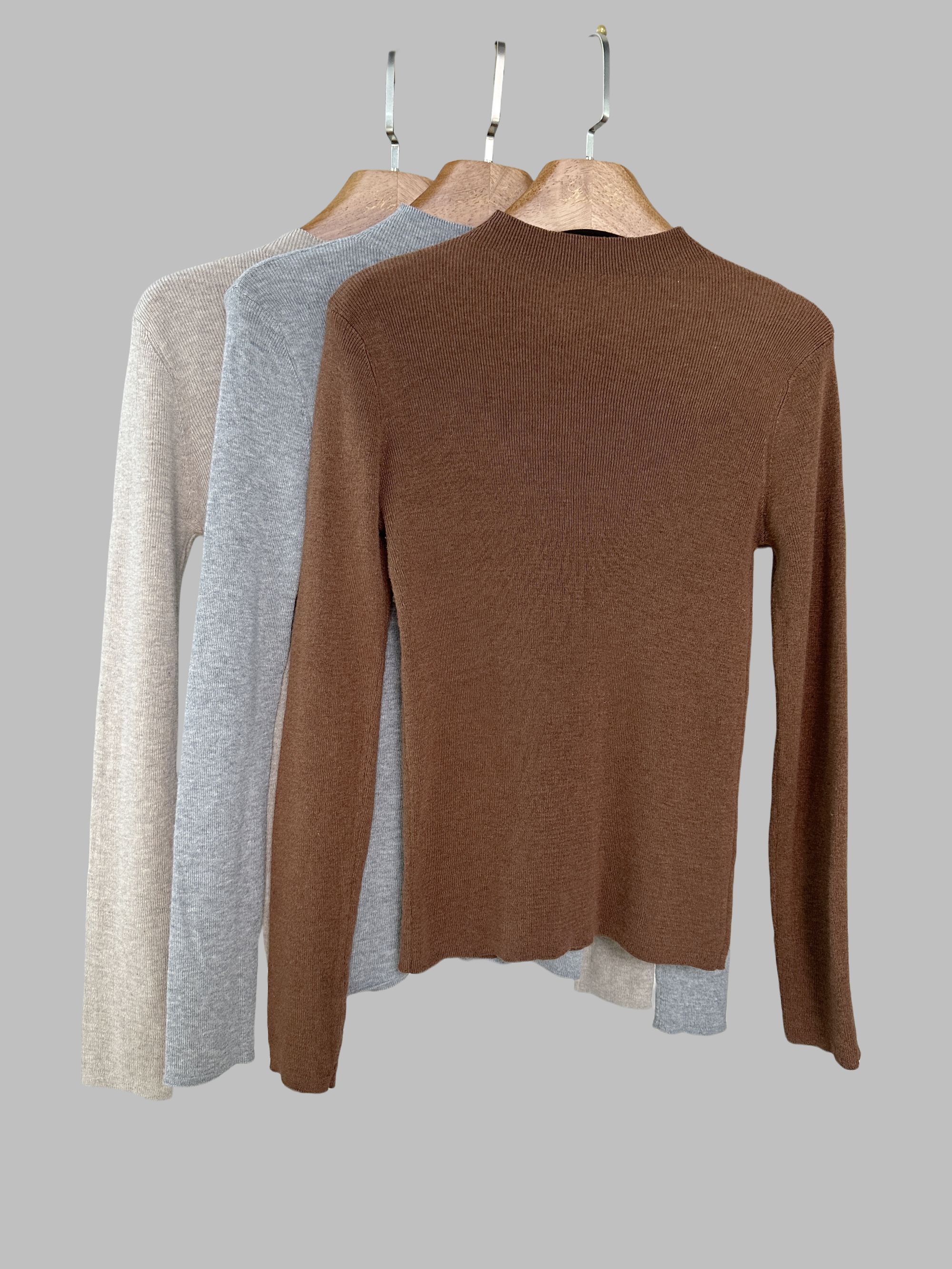 2025秋冬季绵羊毛打底衫新款设计师网红女款圆领长袖宽松时尚百搭