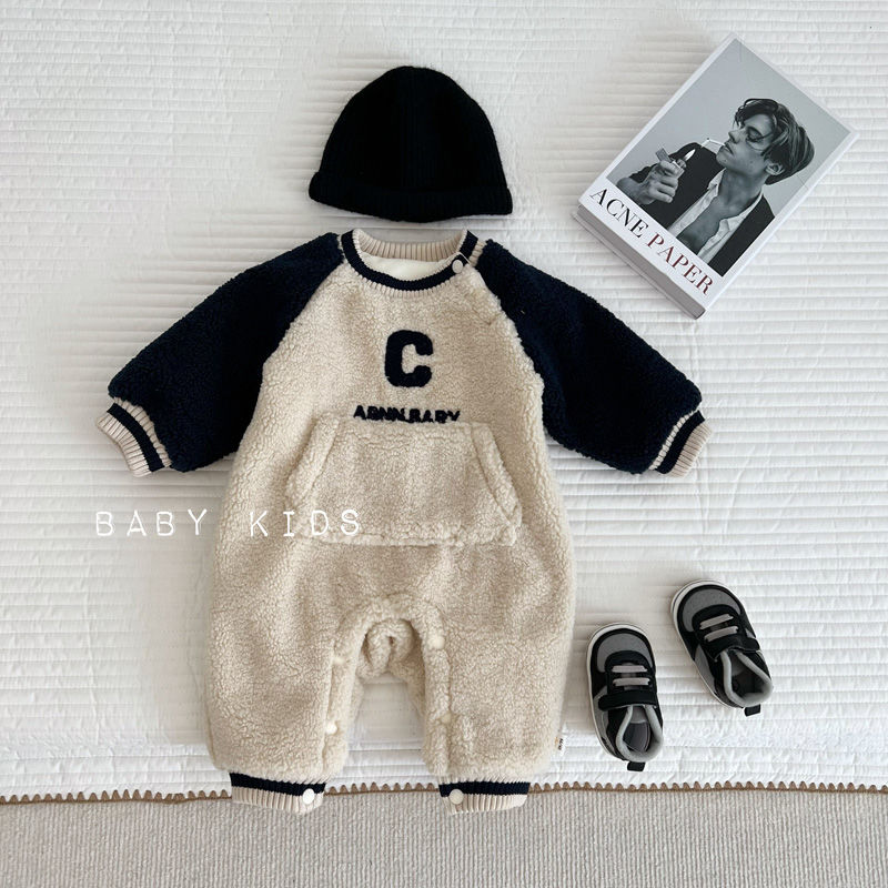 婴幼儿冬季加绒加厚连体衣新款宝宝帅气潮范棉服外出抱服保暖爬HM