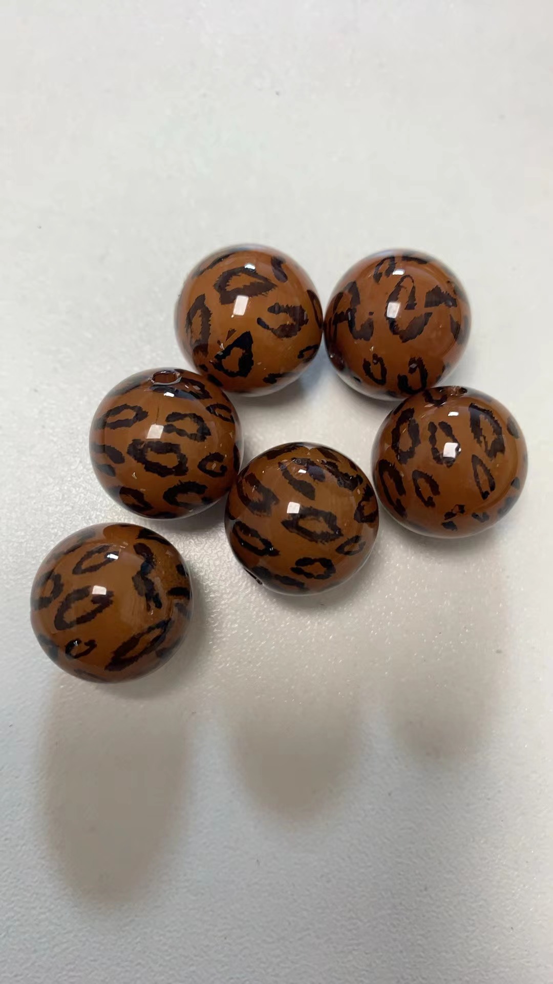 【海家】B010 豹纹UV镀亮油直孔圆珠16MM配件散珠时尚穿搭