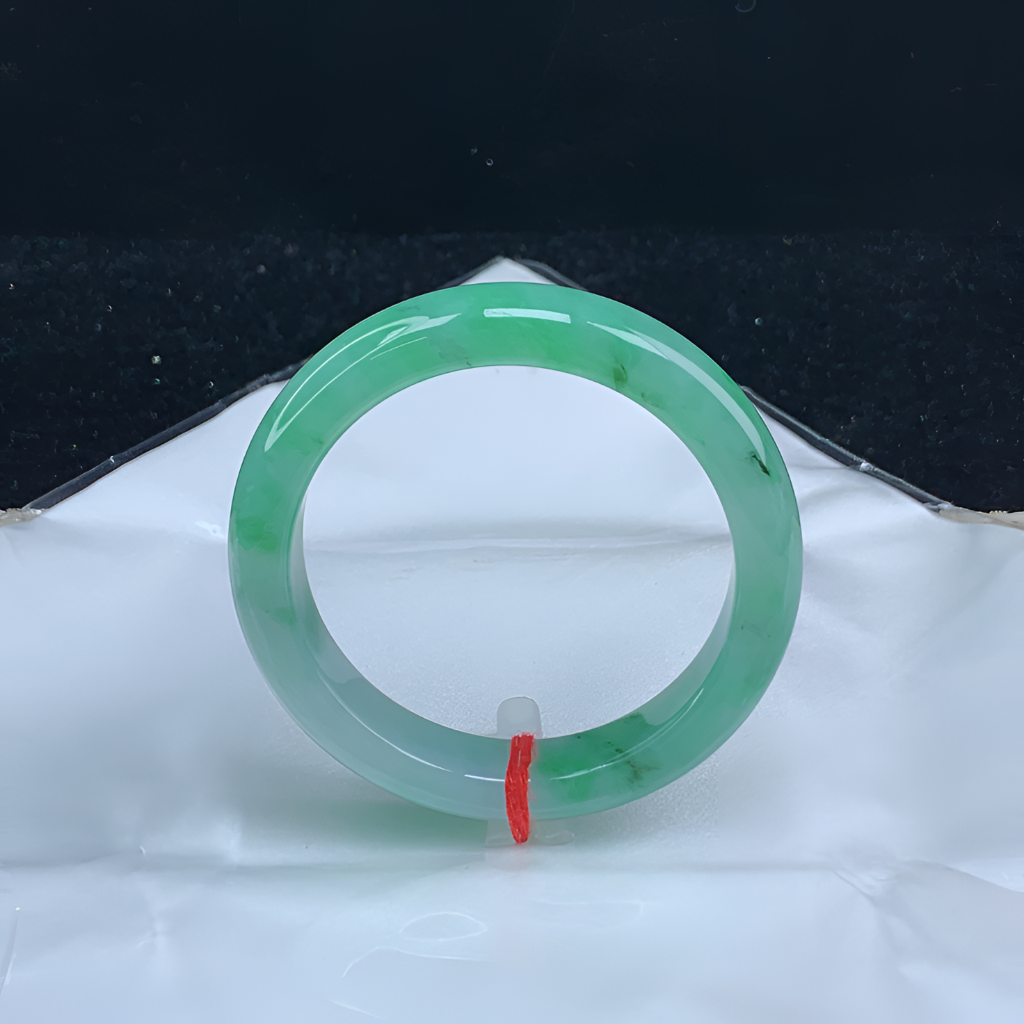 天然缅甸玉翡翠手镯56糯化满色满绿时尚绿色精美阳绿女款冰绿玉镯