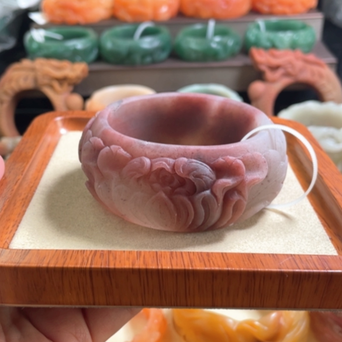 【闪购商品】石英质玉手镯未镶嵌晓*野