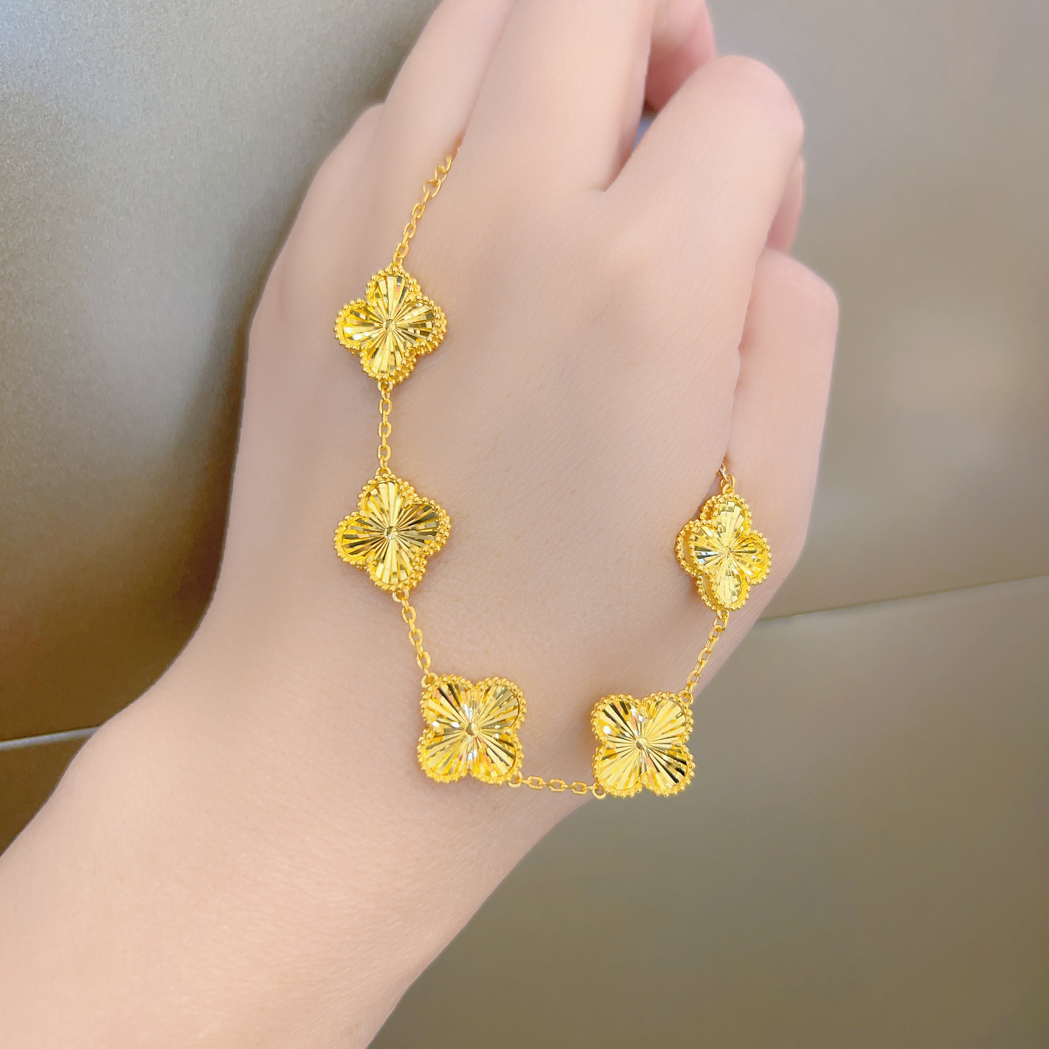 足金999四叶草大小版精品黄金手链精致百搭黄金手链015