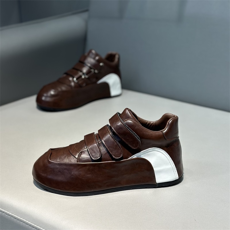 【小扬哥推荐】新款皮面舒适休闲软底时尚加绒保暖经典百搭网红鞋