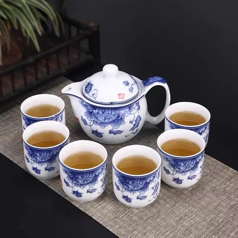 A 12(礼盒装)青花瓷大壶大杯家用陶瓷茶具礼盒装中式创意茶杯