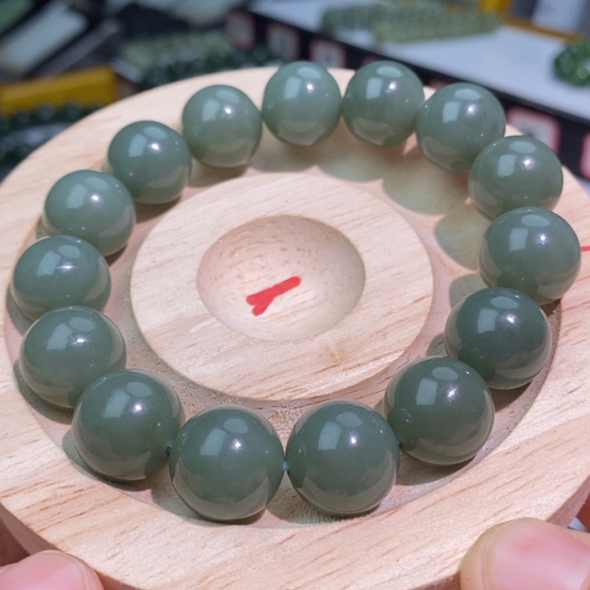 【闪购商品】和田玉手串未镶嵌放****奈