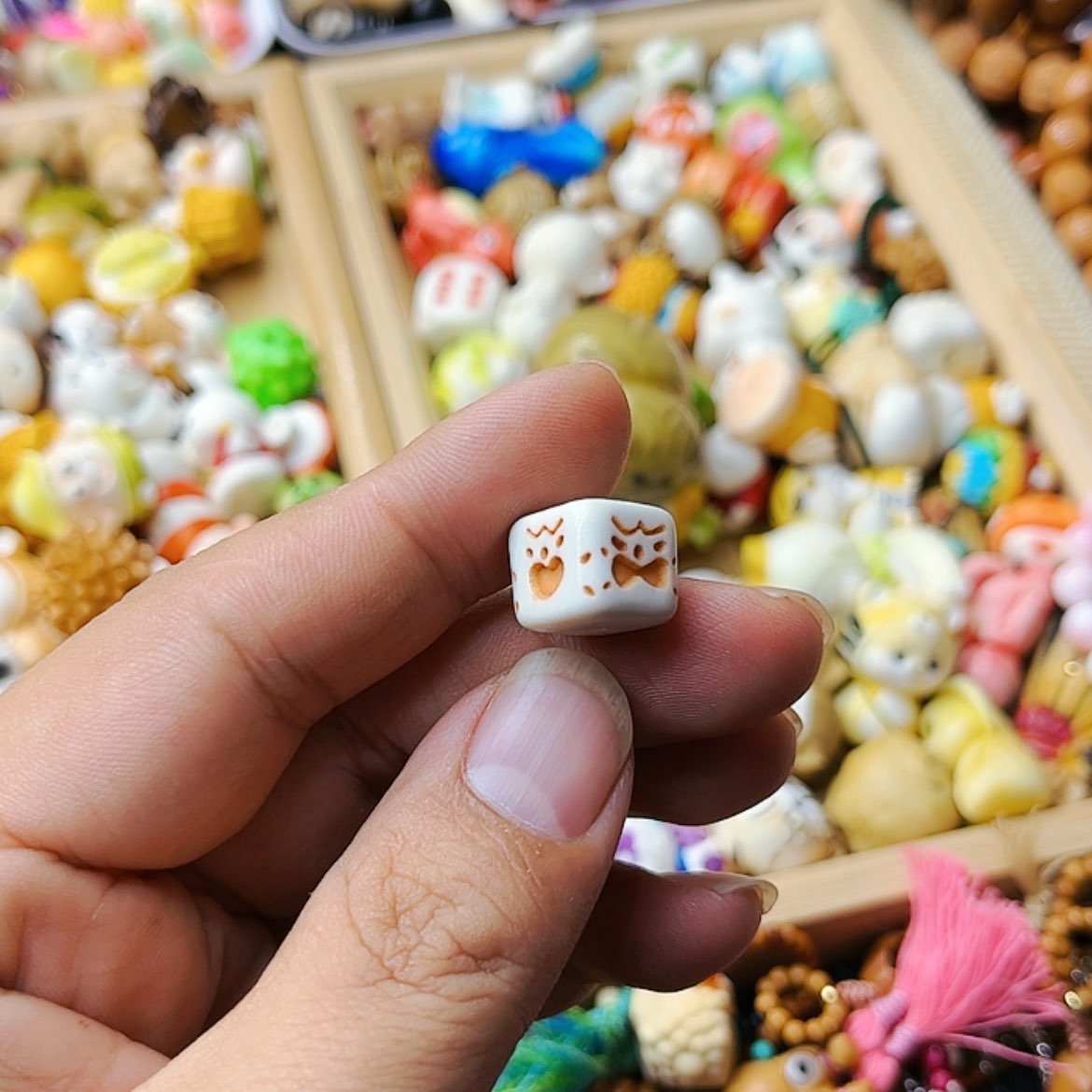 【闪购商品】琉璃颈饰