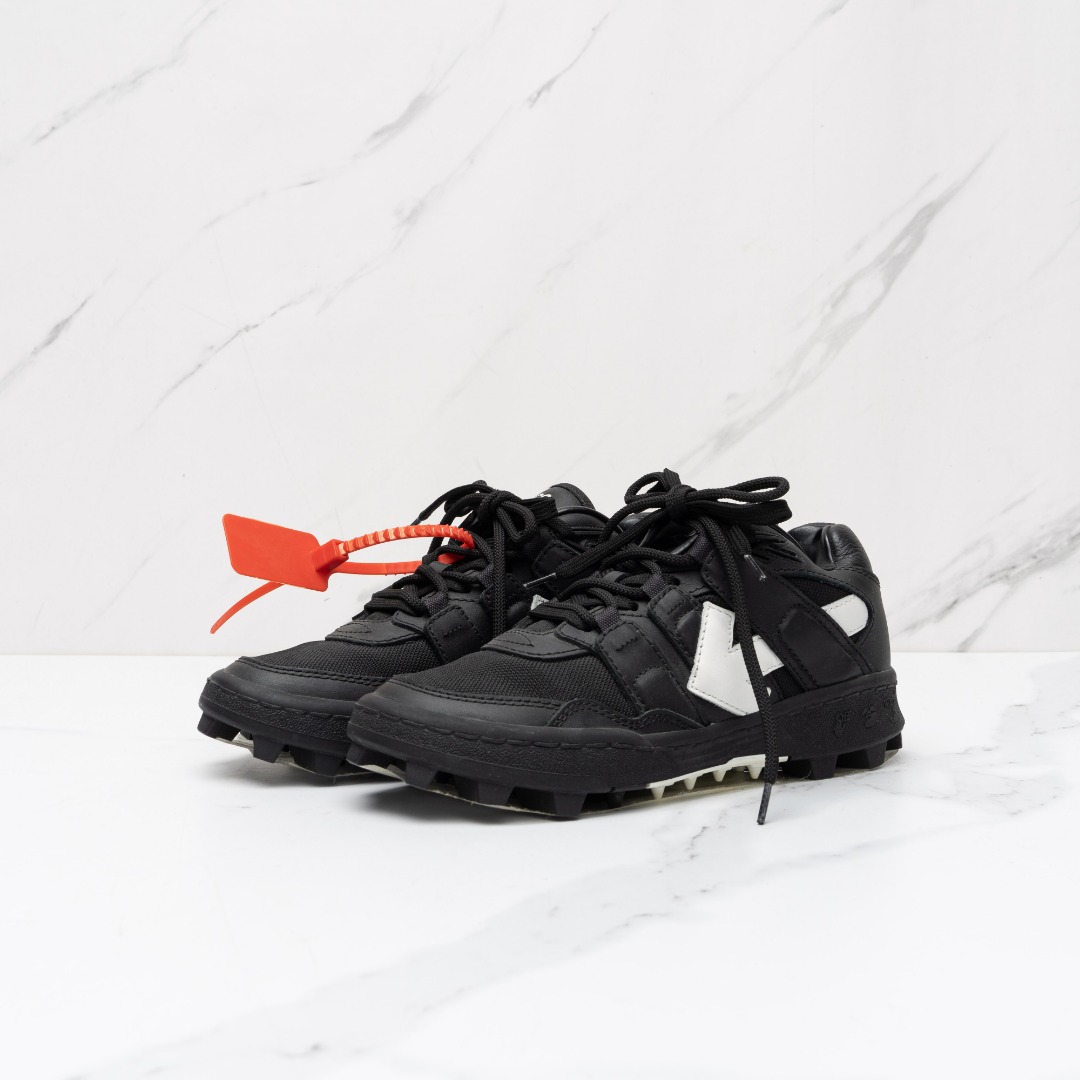 全新未使用  【瑞池女装】全新Off-White女士运动休闲鞋MAGS00282