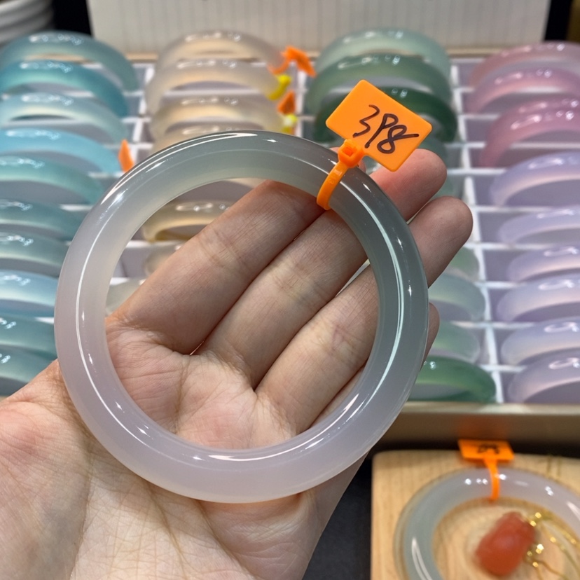 【闪购商品】玛瑙/玉髓手镯未镶嵌z****z