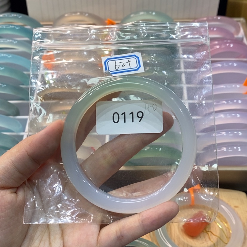 【闪购商品】玛瑙/玉髓手镯未镶嵌