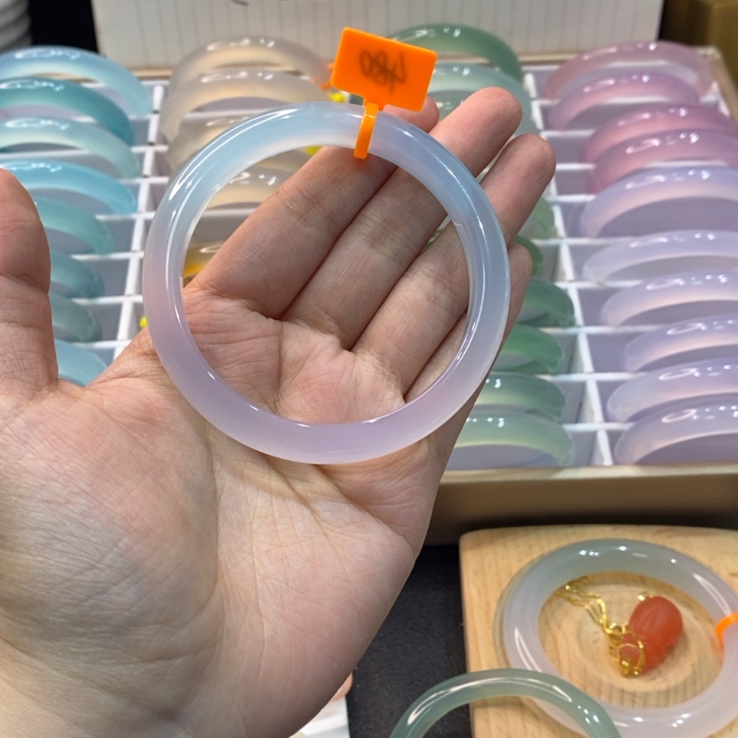 【闪购商品】玛瑙/玉髓手镯未镶嵌R*a