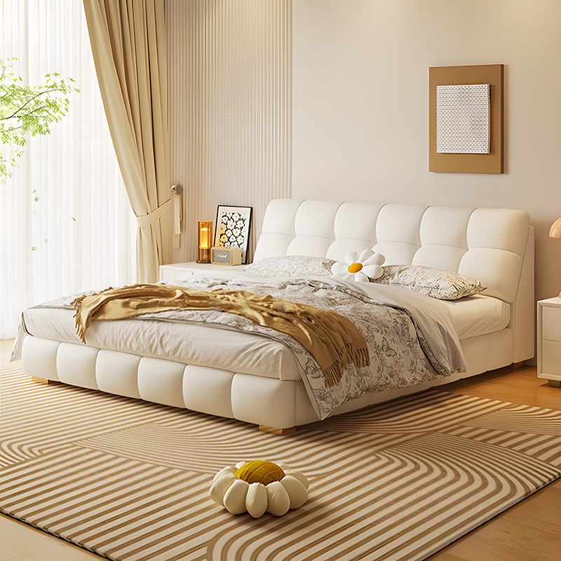 北欧奶油泡芙床纳帕真皮艺床主卧双人床简约现代轻奢侘寂风软包床