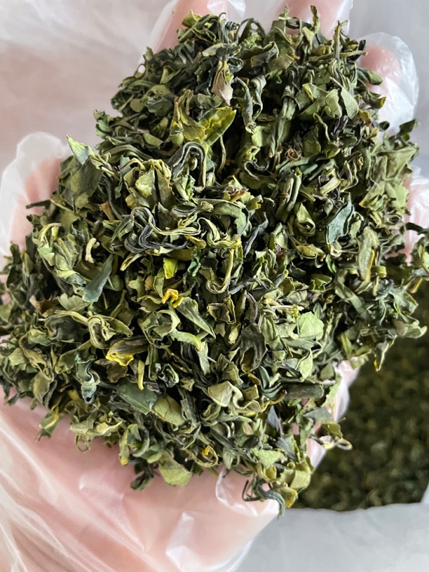 2025年大叶茶色选片片茶  浓香板栗香有沙口（介意品相的勿拍）