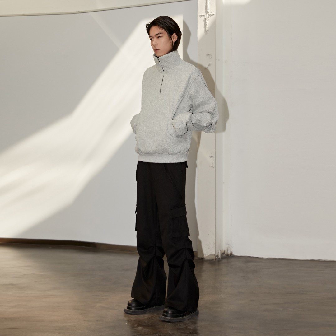 「Y/OFFICIAL」进口重磅丝芯棉结构盔甲插肩袖半拉链立领月牙卫衣