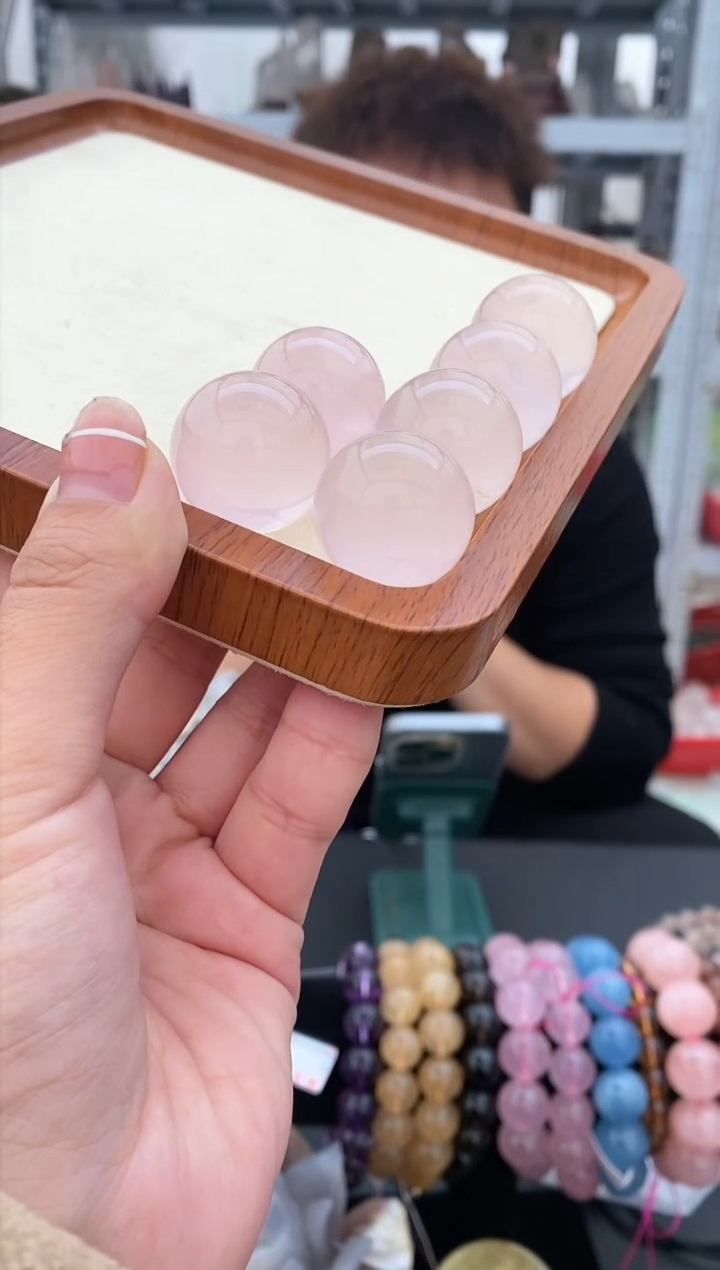 【闪购商品】水晶摆件未镶嵌微瑕款透粉球一颗9.9