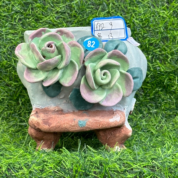 白狐花盆，手工盆，内口9高13左右，麦饭石材质，透气好，做工精美