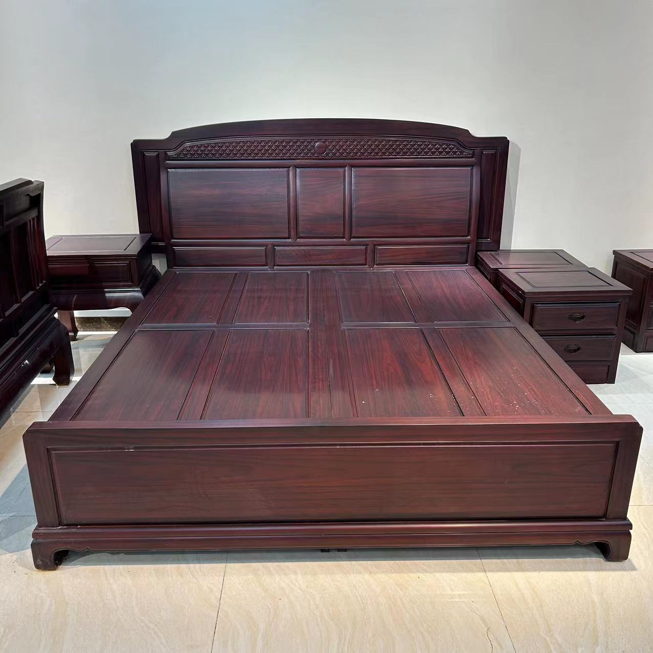 (远)2米*1.8米大床加2个床头柜大床大床中式东非酸枝