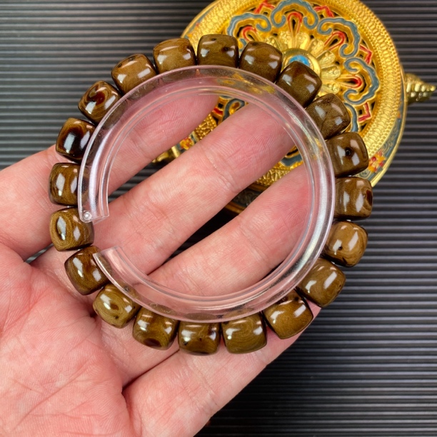  3A级全品海柳1.0黄多血柳根雕纯天然