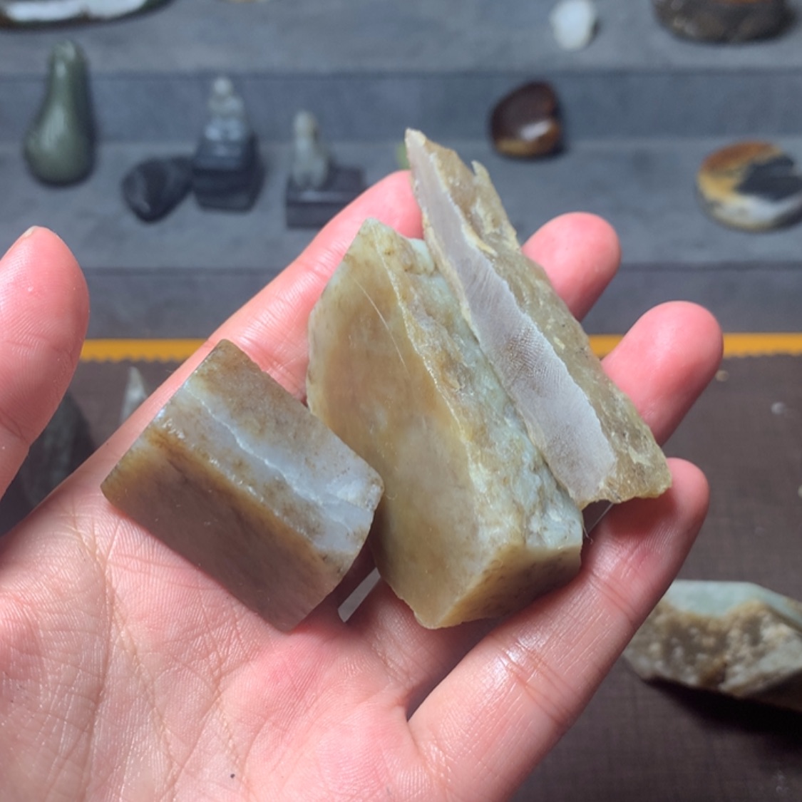 【闪购商品】和田玉（糖玉）边角未镶嵌