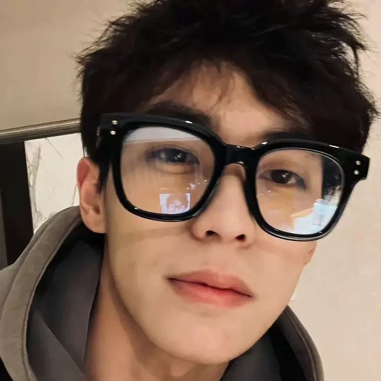 黑框眼镜男士韩版潮可配度数近视防蓝光眼镜框架gm大框平光镜女