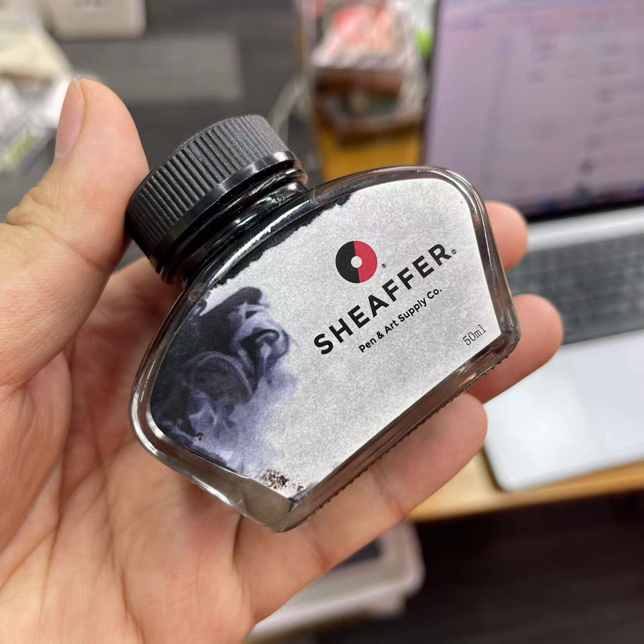 犀飞利墨水一瓶