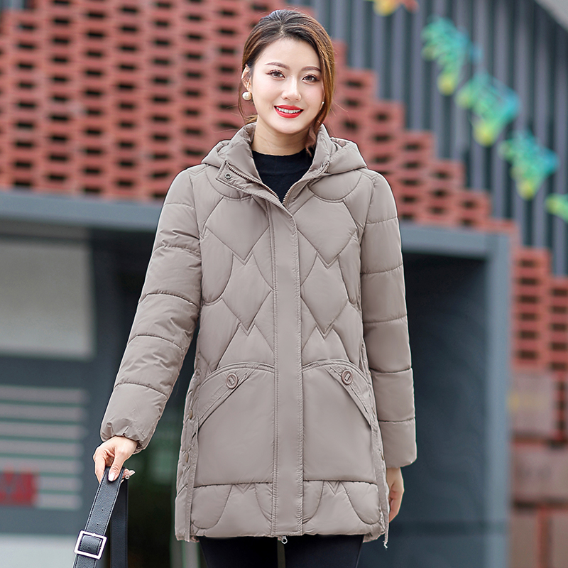 811纯色短款连帽服中长款韩版冬季中年外套中老年女装老年人