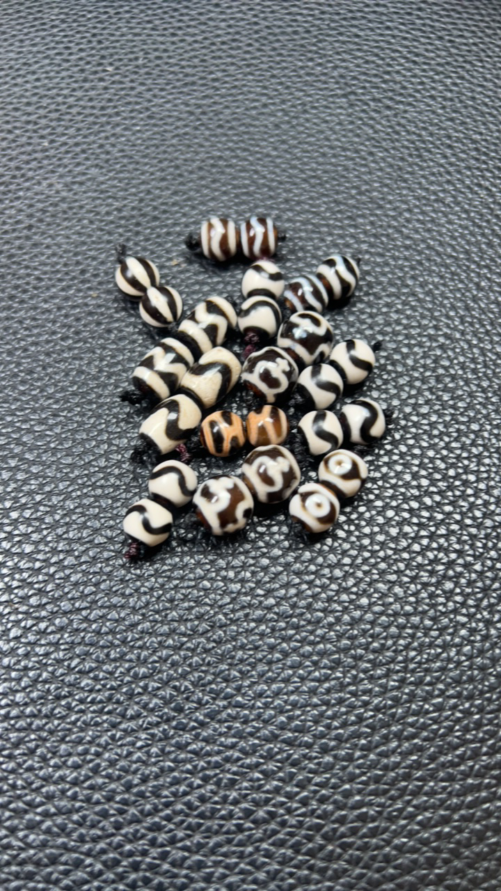 牙牙宝瓶眼睛小佩珠随机下单随机发备注找客服