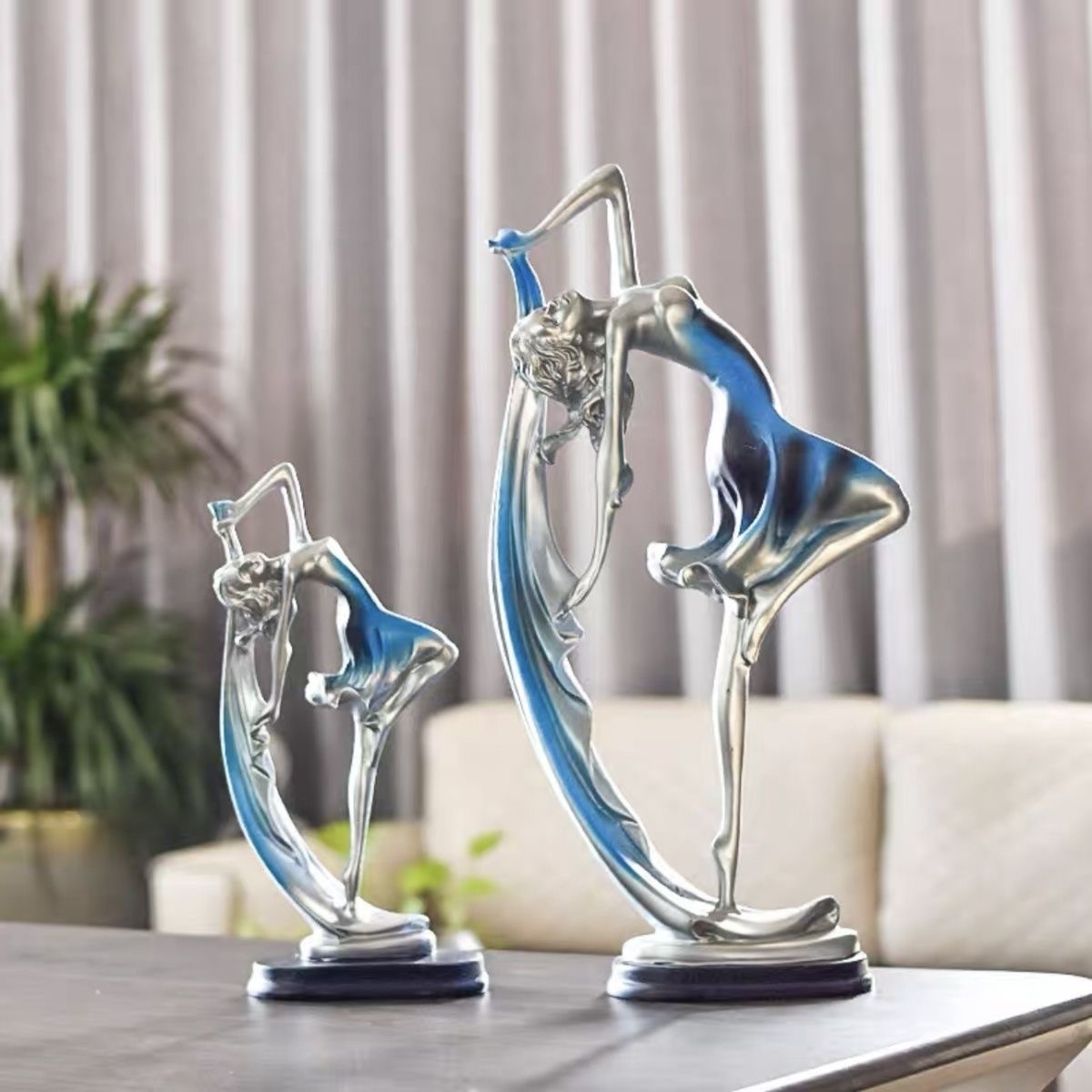 家居装饰品小摆件电视酒柜客厅新房书柜现代简约树脂工艺创意摆设