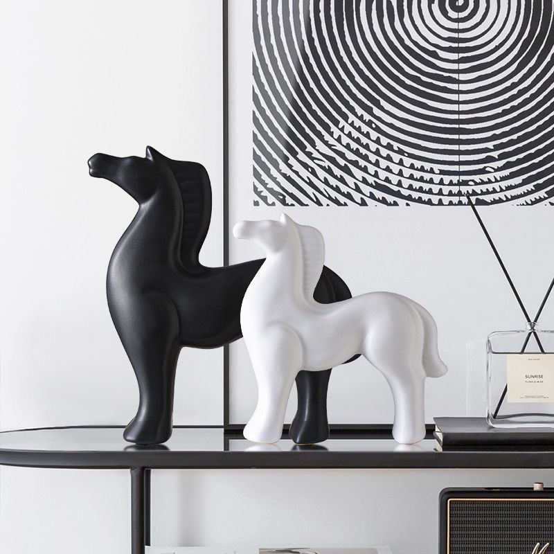 北欧如意马陶瓷客厅酒柜玄关柜电视柜餐边柜装饰品摆件