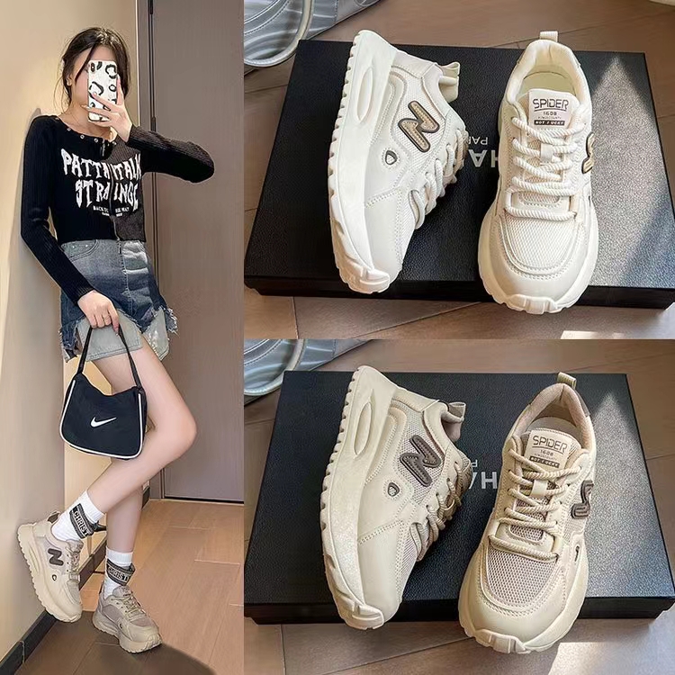 时尚休闲百搭鞋子透气