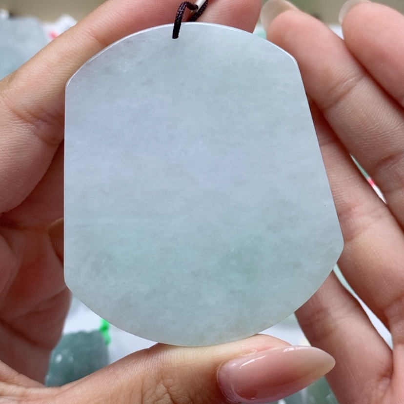 【闪购商品】翡翠颈饰未镶嵌天然a货翡翠