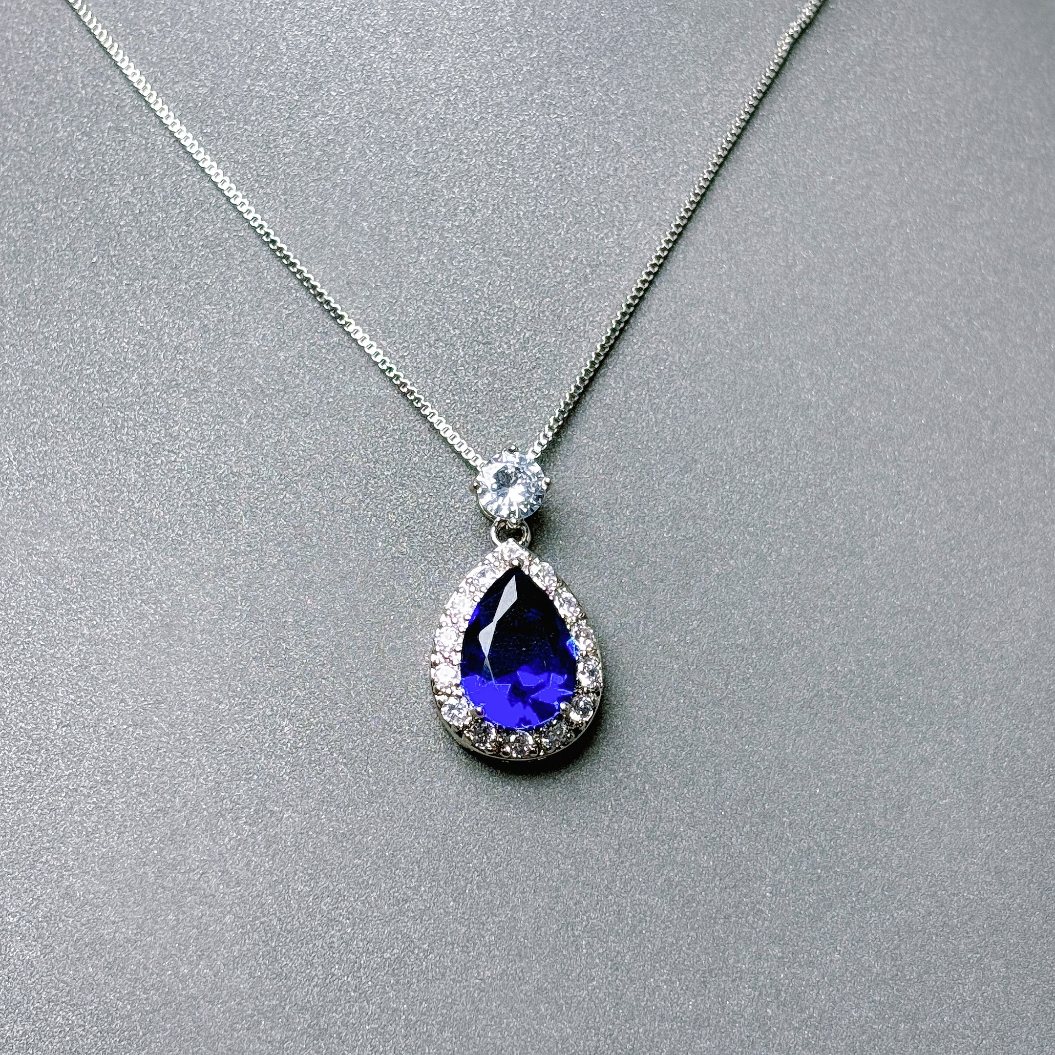 高定设计轻奢时尚吊坠-C052